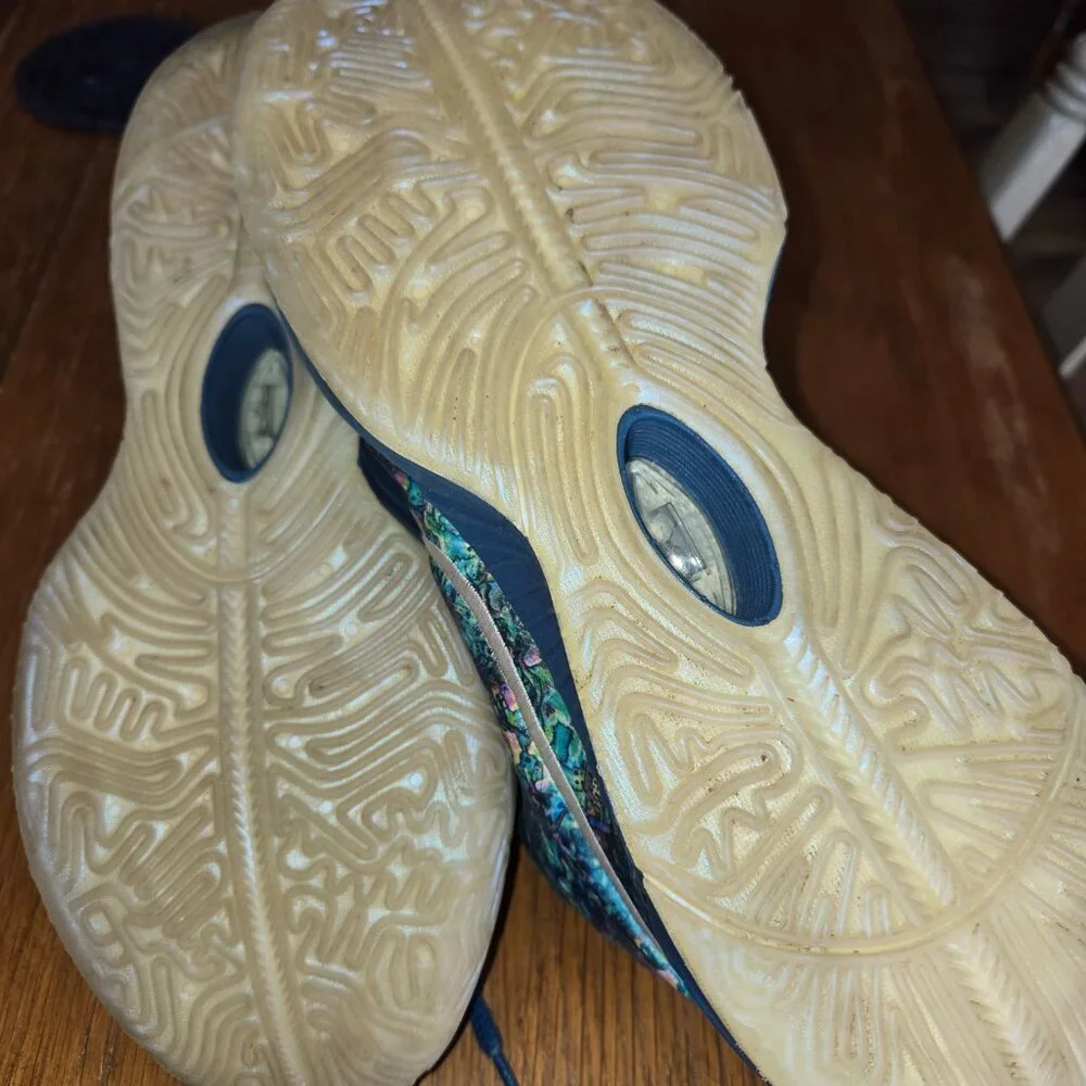 **EVEN** LOWER PRICE** NIKE LaBron James XX21 Abalone Men's Size 9 Shoes - Picture 7 of 7